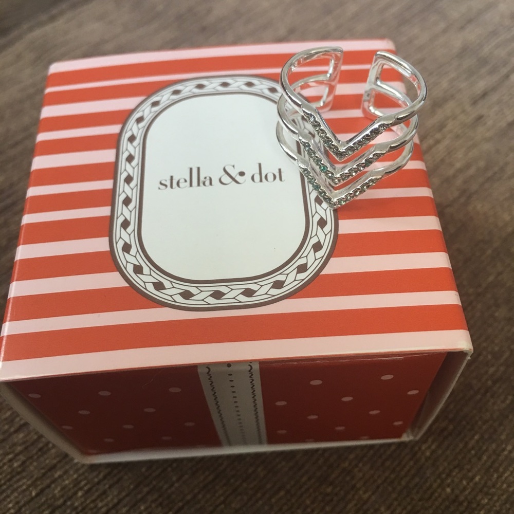Stella & Dot Pave Chevron Ring